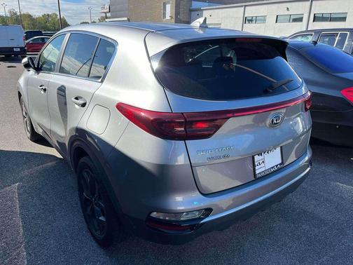 2022 Kia Sportage LX
