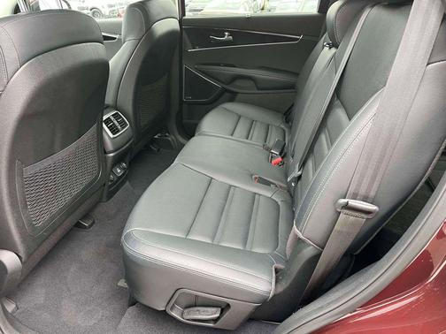 2018 Kia Sorento SX
