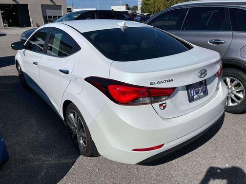 2015 Hyundai ELANTRA Limited