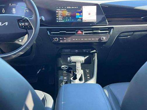 2025 Kia Niro EX