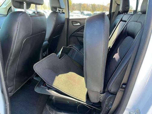 2022 GMC Canyon AT4 w/Cloth