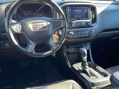 2022 GMC Canyon AT4 w/Cloth