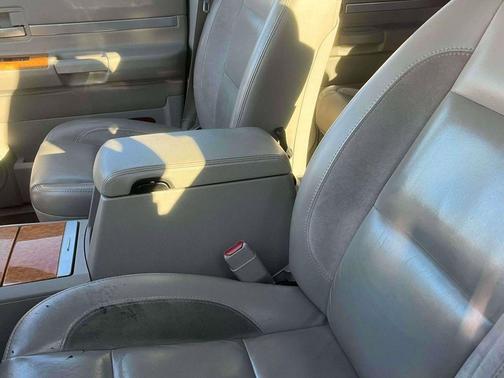 2008 Chrysler Aspen Limited