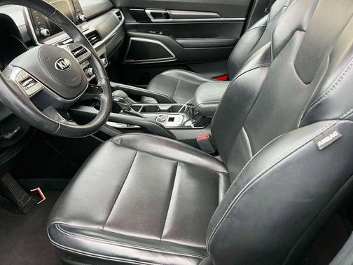 2020 Kia Telluride LX