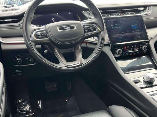 2022 Jeep Grand Cherokee L Overland