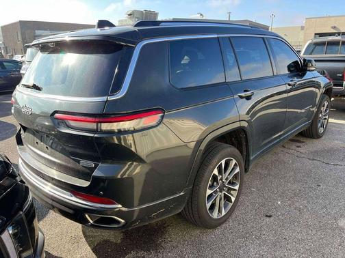 2022 Jeep Grand Cherokee L Overland