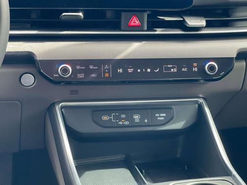 2025 Kia Carnival Hybrid SX