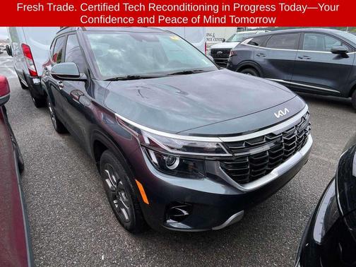 Gravity Gray 2024 Kia Seltos S