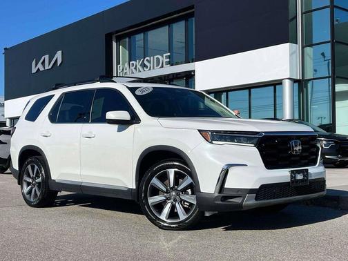 2023 Honda Pilot Touring