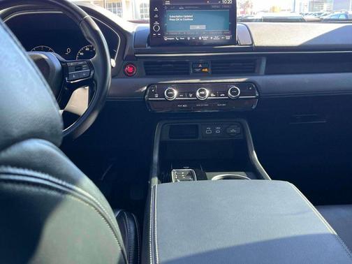 2023 Honda Pilot Touring