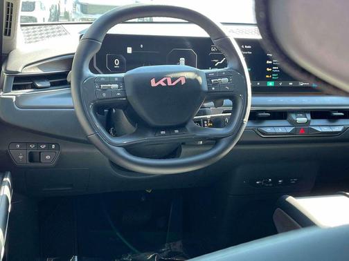 2024 Kia EV9 Land