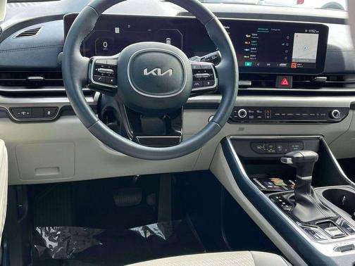 2025 Kia Carnival SX Prestige