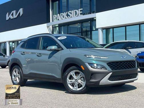 2022 Hyundai KONA SEL