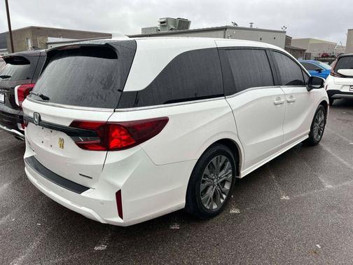 2025 Honda Odyssey Touring