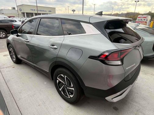 2025 Kia Sportage Hybrid LX
