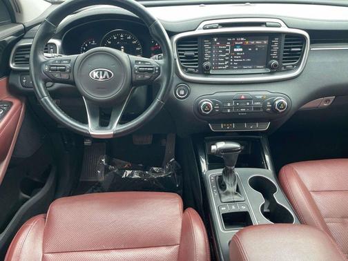 2017 Kia Sorento SX