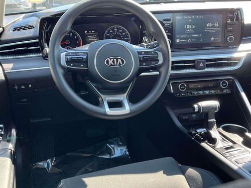 2021 Kia K5 LXS