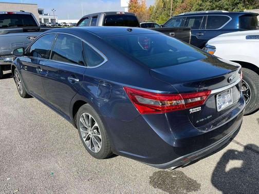 2017 Toyota Avalon XLE Premium