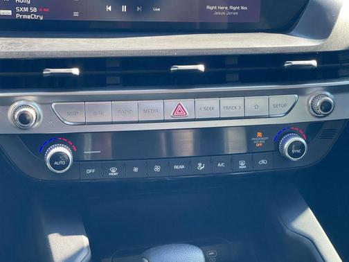 2025 Kia Telluride LX