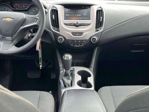 2017 Chevrolet Cruze LS