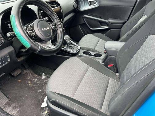2024 Kia Soul EX
