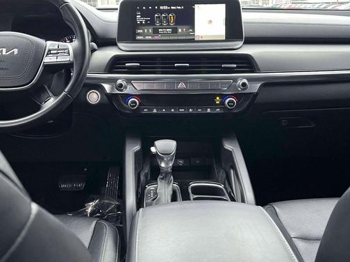 2022 Kia Telluride LX