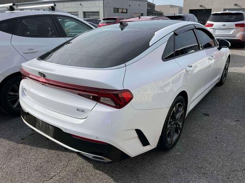 2021 Kia K5 EX