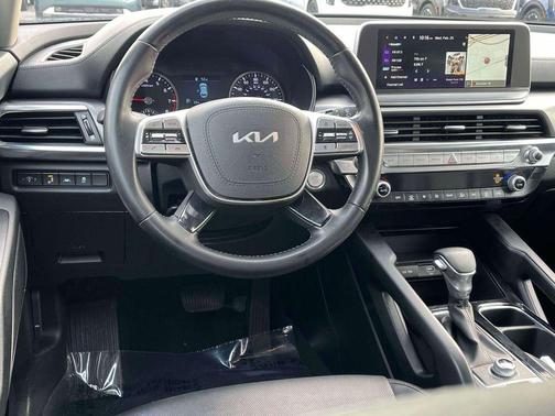 2022 Kia Telluride LX