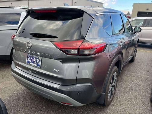 2022 Nissan Rogue SV