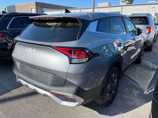 Steel Gray 2024 Kia Sportage LX