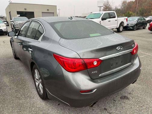 2015 INFINITI Q50 Premium