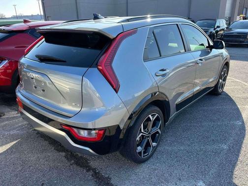 2023 Kia Niro EX Touring