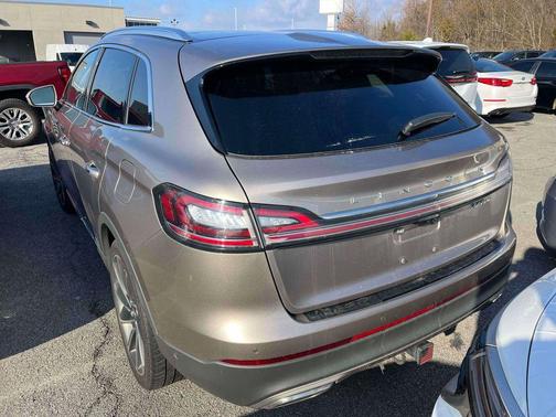 2020 Lincoln Nautilus Reserve