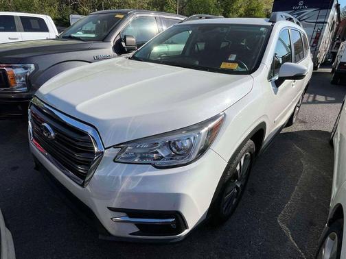 Crystal White Pearl 2020 Subaru Ascent Limited 7-Passenger