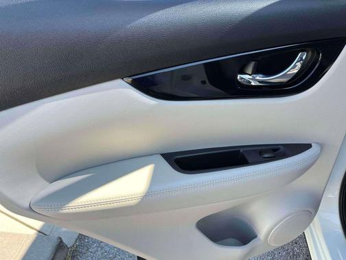 2018 Nissan Rogue Sport SL