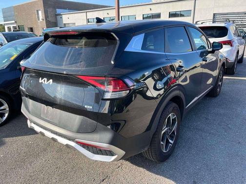 2023 Kia Sportage LX