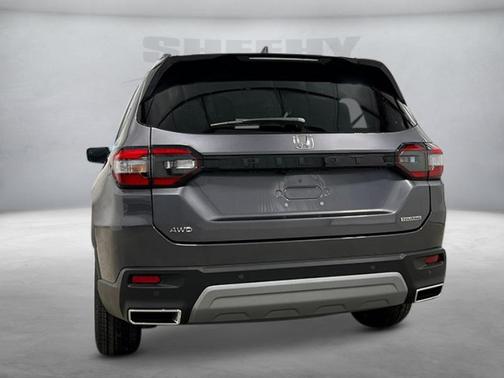 2025 Honda Pilot Touring 8-Passenger