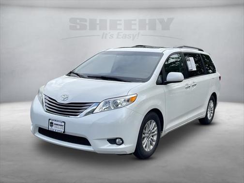 2016 Toyota Sienna XLE