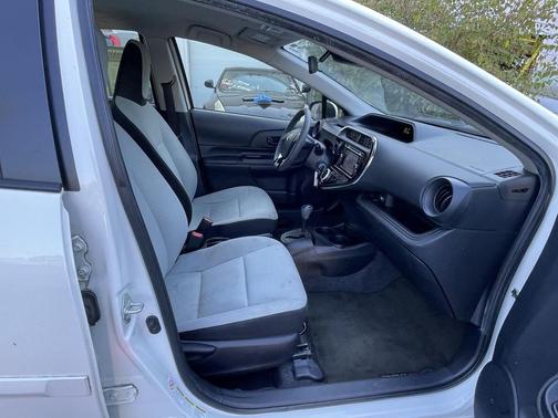 2018 Toyota Prius c One