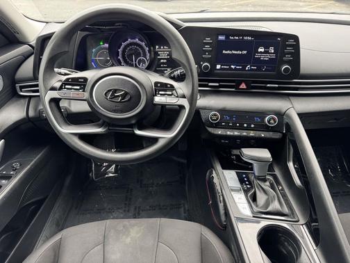 2023 Hyundai ELANTRA HEV Blue