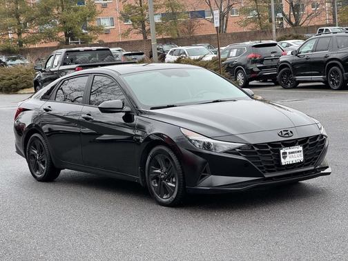 2023 Hyundai ELANTRA HEV Blue