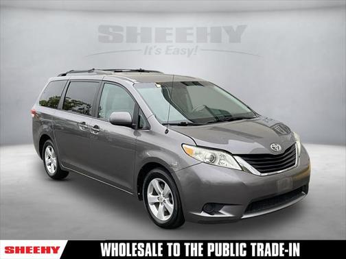 2011 Toyota Sienna LE