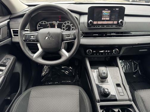 2022 Mitsubishi Outlander ES 2.5 S-AWC