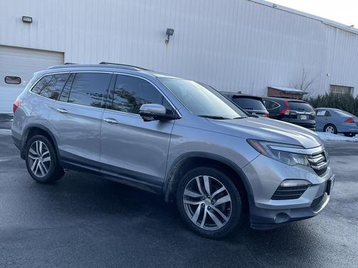 2017 Honda Pilot Touring