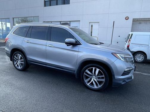 2017 Honda Pilot Touring