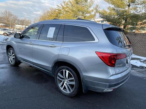 2017 Honda Pilot Touring