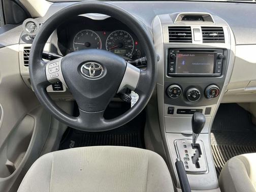 Sandy Beach Metallic 2013 Toyota Corolla LE