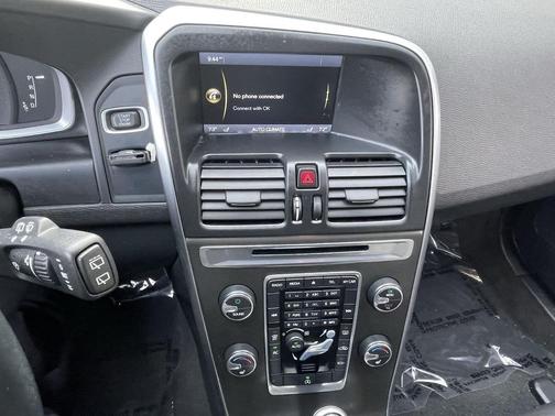 2015 Volvo XC60 T5 Premier