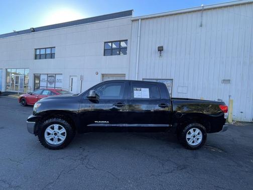 2011 Toyota Tundra Grade