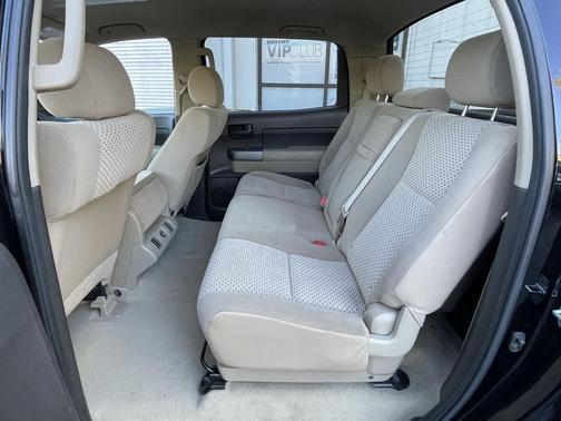 2011 Toyota Tundra Grade